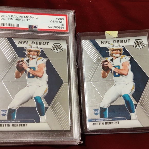 Justin Herbert RC Panini Mosaic PSA 10 + original - Picture 3 of 4